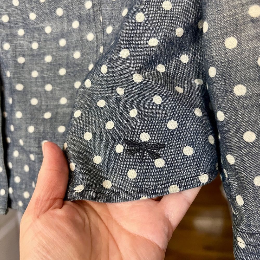 NWOT Women's Talbots Chambray Blue White Polka Dot Button Front Shirt Size 8 - Picture 3 of 3
